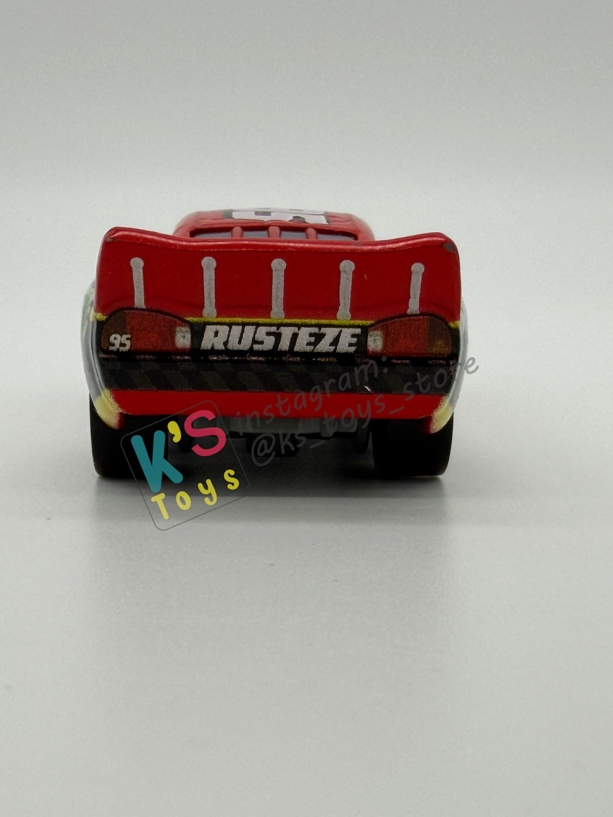 PRE-OWNED / LOOSE DISNEY PIXAR CARS BY MATTEL - "NASCAR LIGHTNING MCQUEEN" 2021 NASCAR SERIES - WITHOUT ACCESSORIES IN NEAR MINT CONDITION - READ DESCRIPTION!!!!!!!!!!