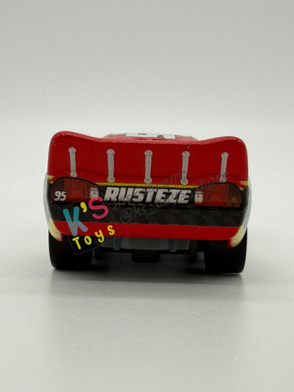 PRE-OWNED / LOOSE DISNEY PIXAR CARS BY MATTEL - "NASCAR LIGHTNING MCQUEEN" 2021 NASCAR SERIES - WITHOUT ACCESSORIES IN NEAR MINT CONDITION - READ DESCRIPTION!!!!!!!!!!