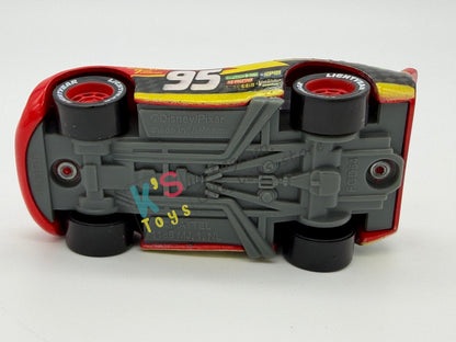 PRE-OWNED / LOOSE DISNEY PIXAR CARS BY MATTEL - "NASCAR LIGHTNING MCQUEEN" 2021 NASCAR SERIES - WITHOUT ACCESSORIES IN NEAR MINT CONDITION - READ DESCRIPTION!!!!!!!!!!