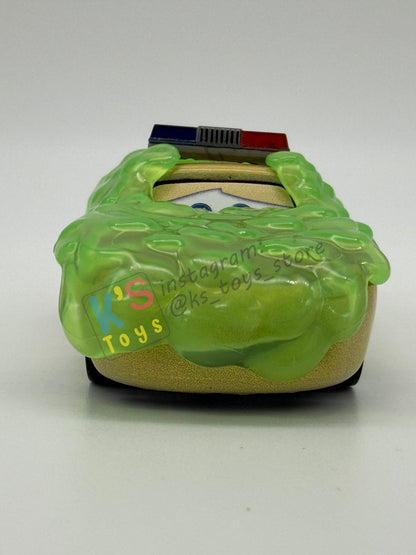 PRE-OWNED / LOOSE DISNEY PIXAR CARS BY MATTEL - "SLIME LIGHTNING MCQUEEN DEPUTY HAZARD" CARS ON THE ROAD SERIES - MINT / NEAR MINT CONDITION - READ DESCRIPTION!!!!!!!!!!