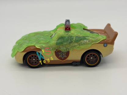 PRE-OWNED / LOOSE DISNEY PIXAR CARS BY MATTEL - "SLIME LIGHTNING MCQUEEN DEPUTY HAZARD" CARS ON THE ROAD SERIES - MINT / NEAR MINT CONDITION - READ DESCRIPTION!!!!!!!!!!