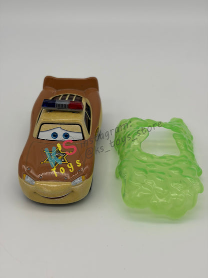 PRE-OWNED / LOOSE DISNEY PIXAR CARS BY MATTEL - "SLIME LIGHTNING MCQUEEN DEPUTY HAZARD" CARS ON THE ROAD SERIES - MINT / NEAR MINT CONDITION - READ DESCRIPTION!!!!!!!!!!
