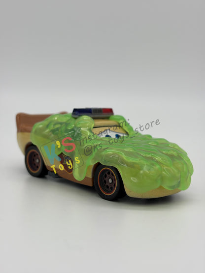 PRE-OWNED / LOOSE DISNEY PIXAR CARS BY MATTEL - "SLIME LIGHTNING MCQUEEN DEPUTY HAZARD" CARS ON THE ROAD SERIES - MINT / NEAR MINT CONDITION - READ DESCRIPTION!!!!!!!!!!