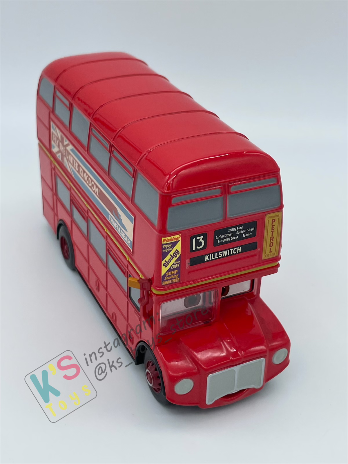 PRE-OWNED / LOOSE DISNEY STORE CARS "DOUBLE DECKER BUS" CARS 2 LONDON CALLING 5PACK SIZE 1:43 - DISPLAYED CONDITION