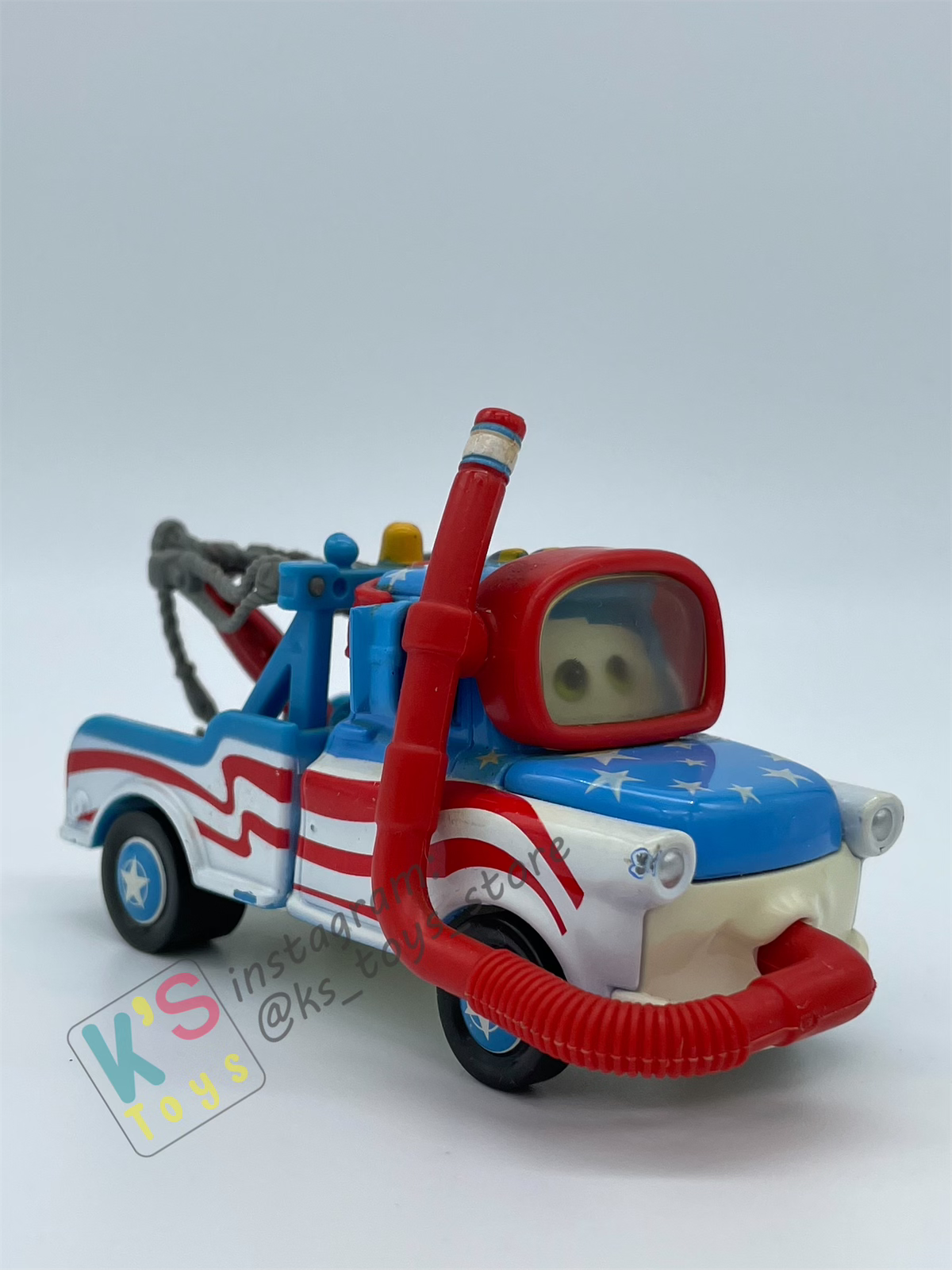PRE-OWNED / LOOSE DISNEY PIXAR CARS - "HIGH DIVE MATER" MATER THE GREATER SERIES - GOOD CONDITION