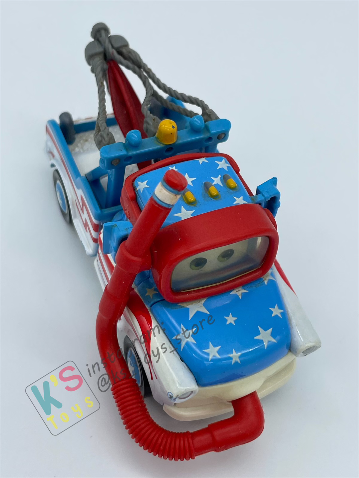 PRE-OWNED / LOOSE DISNEY PIXAR CARS - "HIGH DIVE MATER" MATER THE GREATER SERIES - GOOD CONDITION