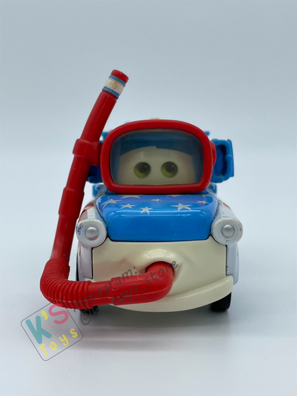 PRE-OWNED / LOOSE DISNEY PIXAR CARS - "HIGH DIVE MATER" MATER THE GREATER SERIES - GOOD CONDITION