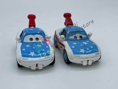 PRE-OWNED / LOOSE DISNEY PIXAR CARS - "MIA & TIA MATER FANS" - MATER THE GREATER SERIES - PLAYED IN GOOD CONDITION