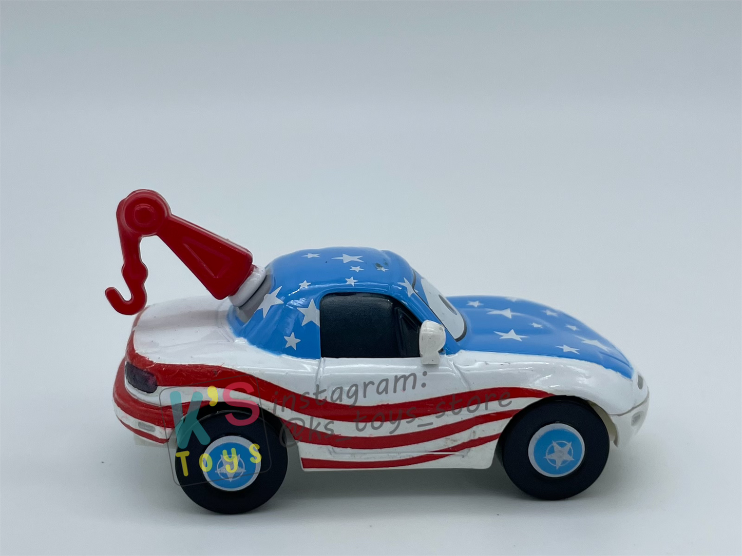 PRE-OWNED / LOOSE DISNEY PIXAR CARS - "MIA & TIA MATER FANS" - MATER THE GREATER SERIES - PLAYED IN GOOD CONDITION