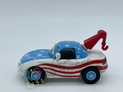 PRE-OWNED / LOOSE DISNEY PIXAR CARS - "MIA & TIA MATER FANS" - MATER THE GREATER SERIES - PLAYED IN GOOD CONDITION