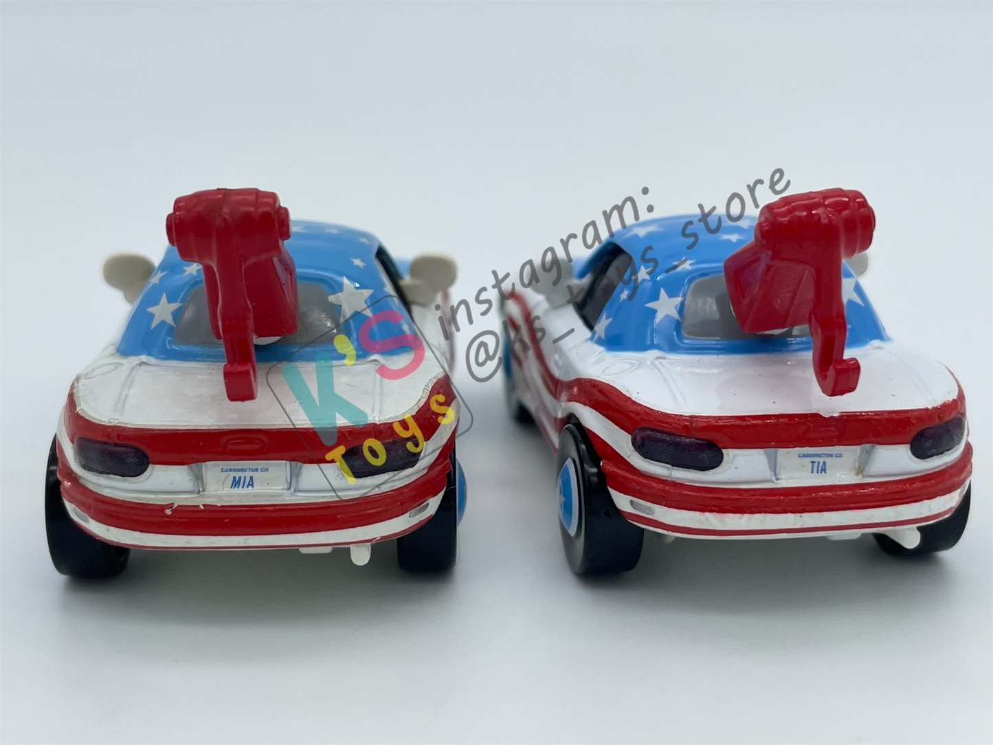 PRE-OWNED / LOOSE DISNEY PIXAR CARS - "MIA & TIA MATER FANS" - MATER THE GREATER SERIES - PLAYED IN GOOD CONDITION