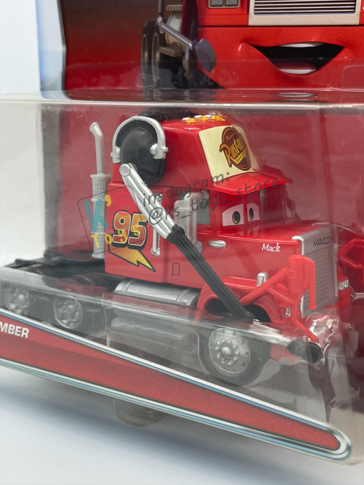 DELUXE DISNEY PIXAR CARS BY MATTEL "PIT CREW MEMBER MACK" 95 PIT CREW SERIES - BNIP