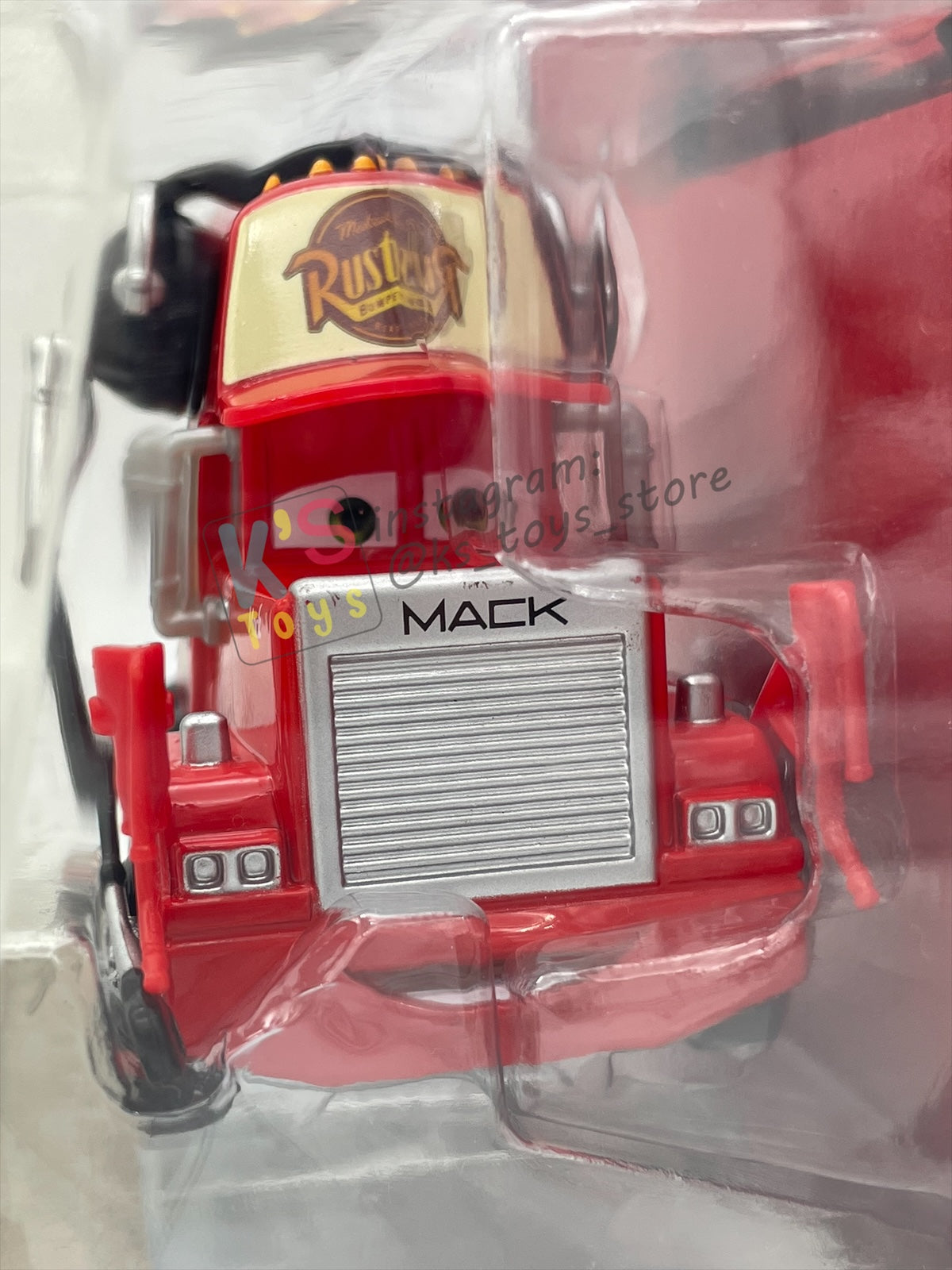 DELUXE DISNEY PIXAR CARS BY MATTEL "PIT CREW MEMBER MACK" 95 PIT CREW SERIES - BNIP