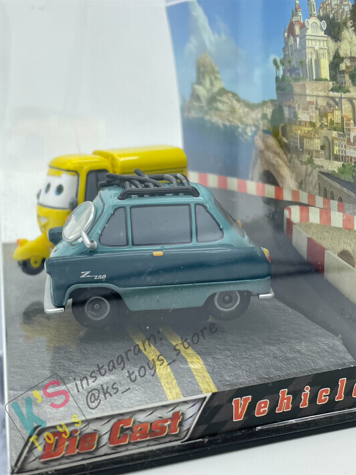 Disney Store Version of Disney Pixar Cars 1:43 - Ape and Professor Z- BNIP