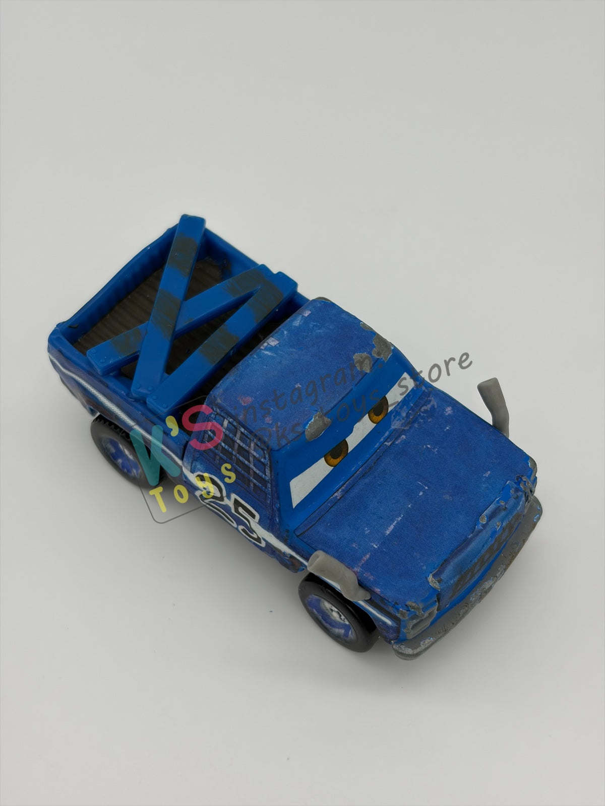 PRE-OWNED / LOOSE DISNEY PIXAR CARS - "BROADSIDE" THUNDER HOLLOW SERIES - PLAYED CONDITION - READ DESCRIPTION!!!!!!