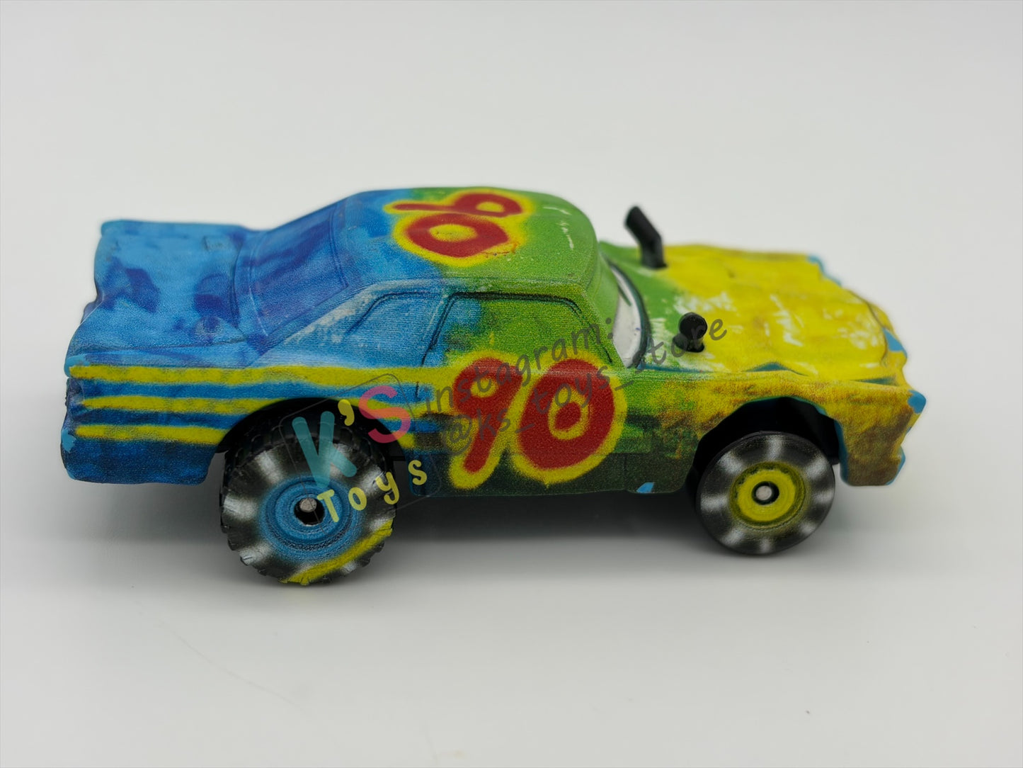 PRE-OWNED / LOOSE DISNEY PIXAR CARS - "AIRBORNE" THUNDER HOLLOW SERIES - PLAYED CONDITION - READ DESCRIPTION!!!!!!