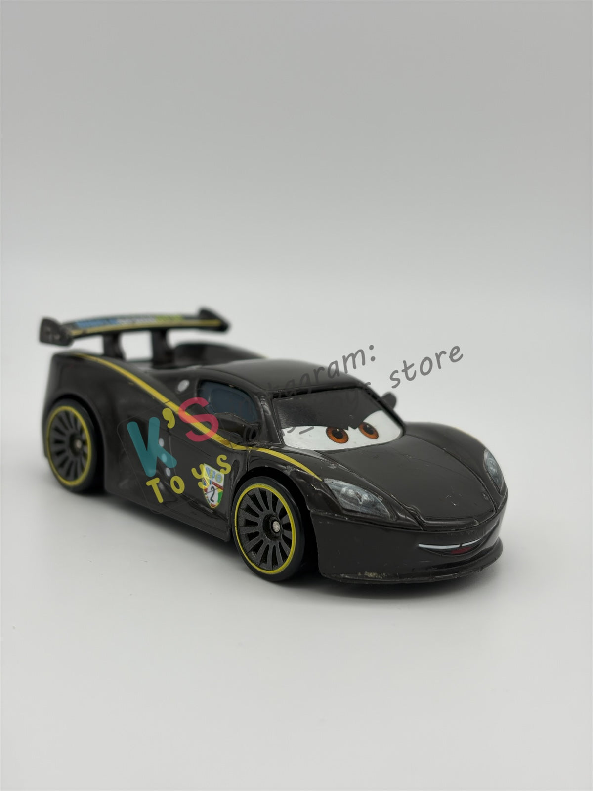 PRE-OWNED / LOOSE DISNEY PIXAR CARS BY MATTEL - "LEWIS HAMILTON" - CARS 2 SERIES - PLAYED WITH GOOD CONDITION - READ DESCRIPTION!!!!!!!!!!!