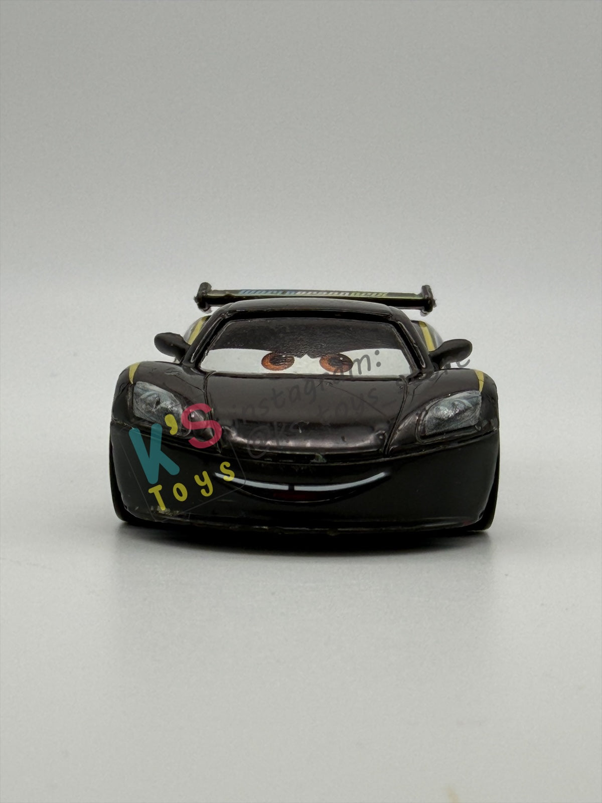 PRE-OWNED / LOOSE DISNEY PIXAR CARS BY MATTEL - "LEWIS HAMILTON" - CARS 2 SERIES - PLAYED WITH GOOD CONDITION - READ DESCRIPTION!!!!!!!!!!!