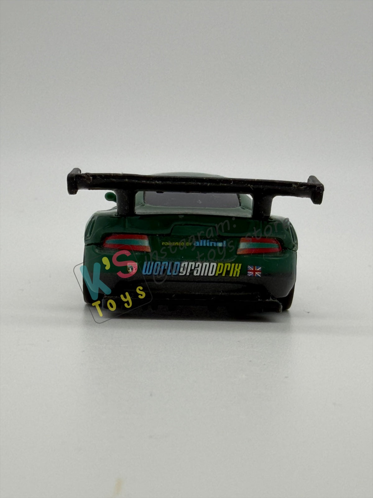 PRE-OWNED / LOOSE DISNEY PIXAR CARS BY MATTEL - "NIGEL GEARSLEY" - CARS 2 SERIES - GOOD CONDITION - READ DESCRIPTION!!!!!!!!!!!