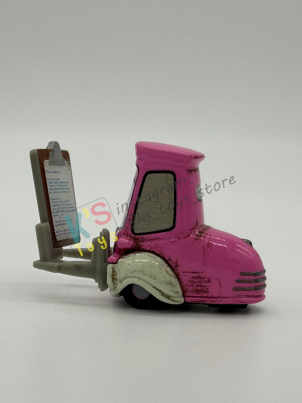 PRE-OWNED / LOOSE DISNEY PIXAR CARS 1:55 BY MATTEL - "JESSICA CARVILL (MISSING CONE)" CARS ONT HE ROAD SERIES - NEAR MINT CONDITION