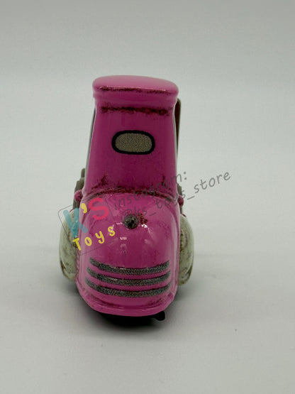 PRE-OWNED / LOOSE DISNEY PIXAR CARS 1:55 BY MATTEL - "JESSICA CARVILL (MISSING CONE)" CARS ONT HE ROAD SERIES - NEAR MINT CONDITION