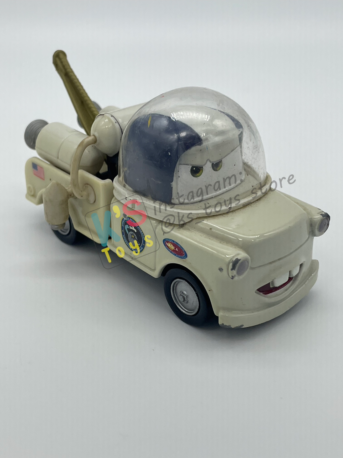 PRE-OWNED / LOOSE DISNEY PIXAR CARS BY MATTEL - "AUTONAUT MATER" - TAKE FLIGHT SERIES - PLAYED WITH GOOD CONDITION - READ DESCRIPTION!!!!!!!!!!!
