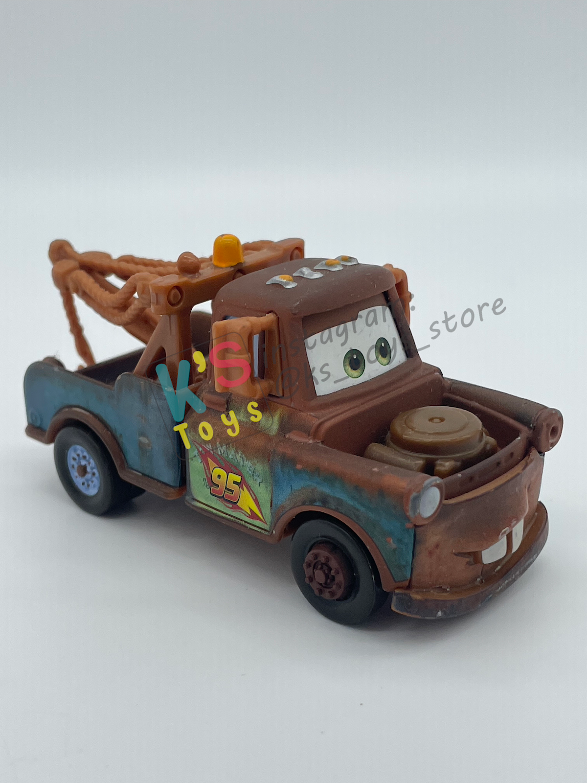 PRE-OWNED / LOOSE DISNEY PIXAR CARS BY MATTEL - "RACE TEAM MATER" - CARS 2 SERIES - PLAYED WITH GOOD CONDITION - READ DESCRIPTION!!!!!!!!!!!