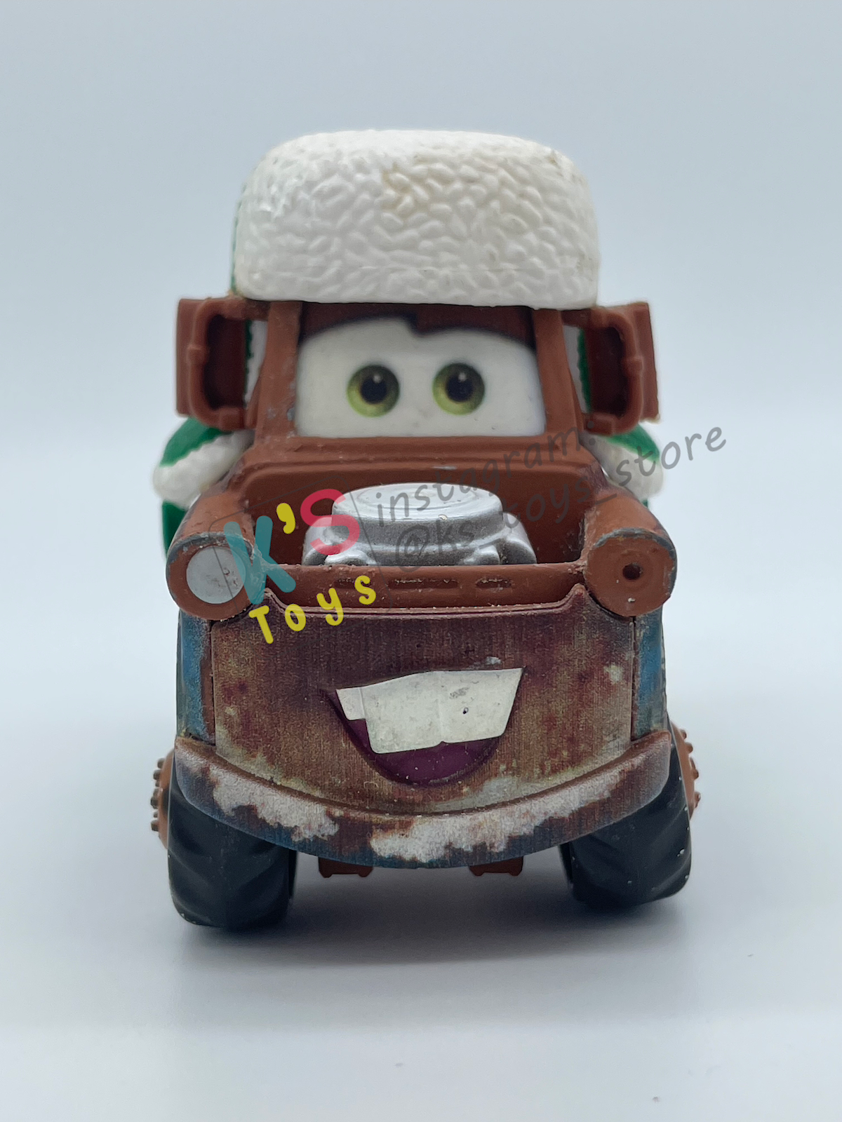 PRE-OWNED / LOOSE DISNEY PIXAR CARS BY MATTEL - "WHEE-HOO MATER" - WINTER / CHRISTMAS SERIES SERIES - PLAYED WITH GOOD CONDITION - READ DESCRIPTION!!!!!!!!!!!
