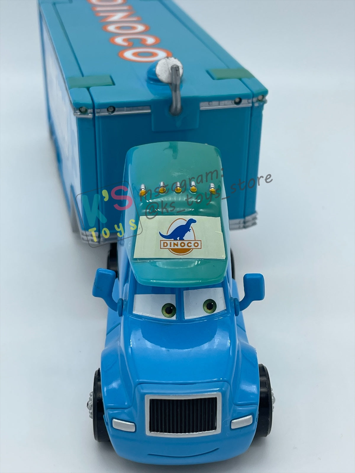 PRE-OWNED / LOOSE HAULER DISNEY PIXAR CARS BY MATTEL, GRAY HAULER / DINOCO HAULER,  IN GOOD CONDITION - PLEASE READ DESCRIPTION!!!!!!!!!!