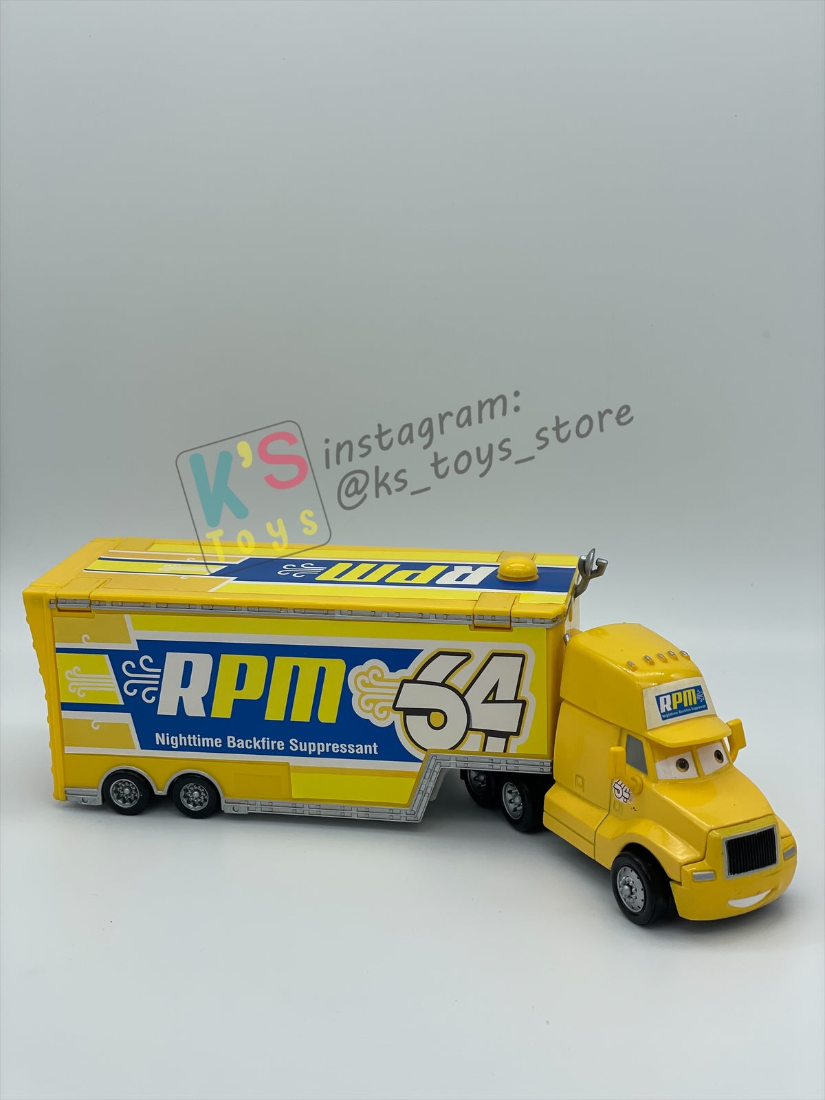 PRE-OWNED / LOOSE HAULER DISNEY PIXAR CARS BY MATTEL, RPM HAULER,  IN NEAR MINT CONDITION - PLEASE READ DESCRIPTION!!!!!!!!!!
