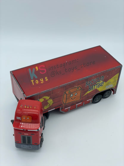 PRE-OWNED / LOOSE HAULER DISNEY PIXAR CARS BY MATTEL, PETERBILL / JERRY RECYCLED BATTERIES HAULER,  IN NEAR MINT CONDITION - PLEASE READ DESCRIPTION!!!!!!!!!!