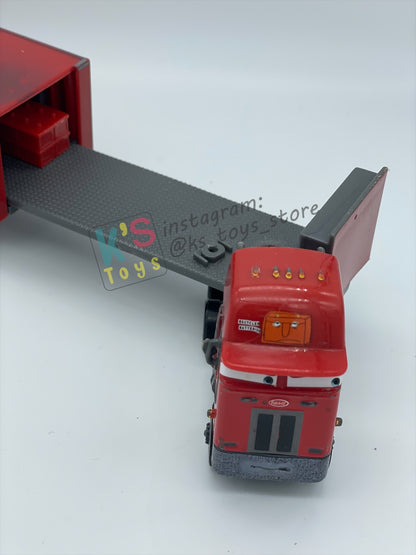 PRE-OWNED / LOOSE HAULER DISNEY PIXAR CARS BY MATTEL, PETERBILL / JERRY RECYCLED BATTERIES HAULER,  IN NEAR MINT CONDITION - PLEASE READ DESCRIPTION!!!!!!!!!!