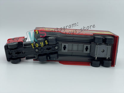 PRE-OWNED / LOOSE HAULER DISNEY PIXAR CARS BY MATTEL, PETERBILL / JERRY RECYCLED BATTERIES HAULER,  IN NEAR MINT CONDITION - PLEASE READ DESCRIPTION!!!!!!!!!!