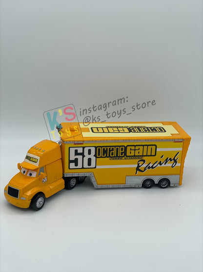 PRE-OWNED / LOOSE HAULER DISNEY PIXAR CARS BY MATTEL, MANNY / OCTANE GAIN HAULER,  IN NEAR MINT CONDITION - PLEASE READ DESCRIPTION!!!!!!!!!!