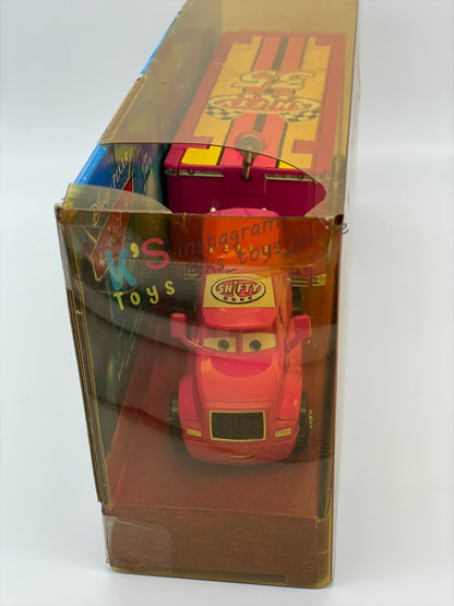 Hauler Disney Pixar Cars by Mattel, Shifty Drug team 35 Hauler - BLISTER CRACKED AND YELLOWING
