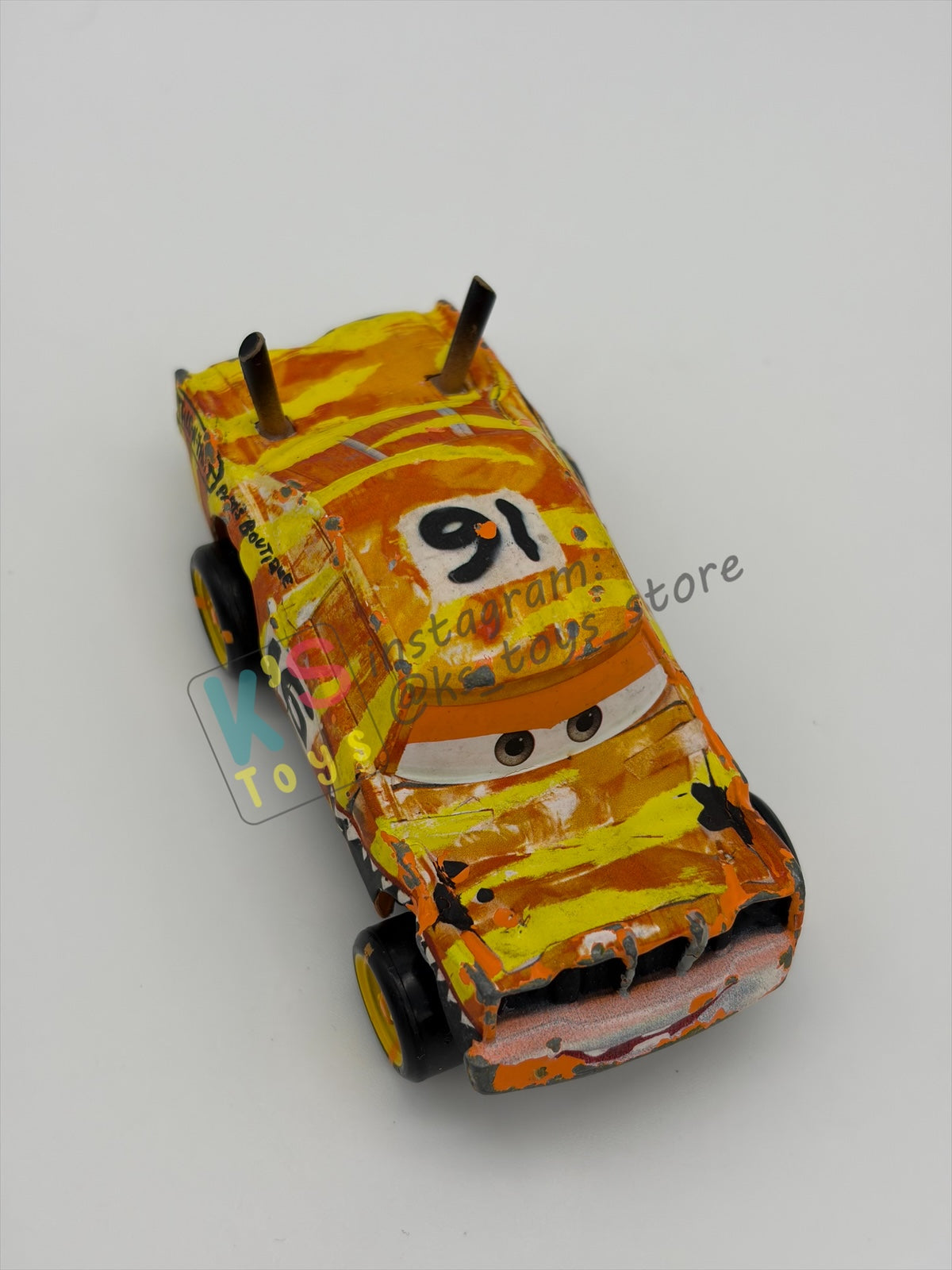 PRE-OWNED / LOOSE DISNEY PIXAR CARS - "PUSHOVER" THUNDER HOLLOW SERIES - PLAYED CONDITION - READ DESCRIPTION!!!!!!