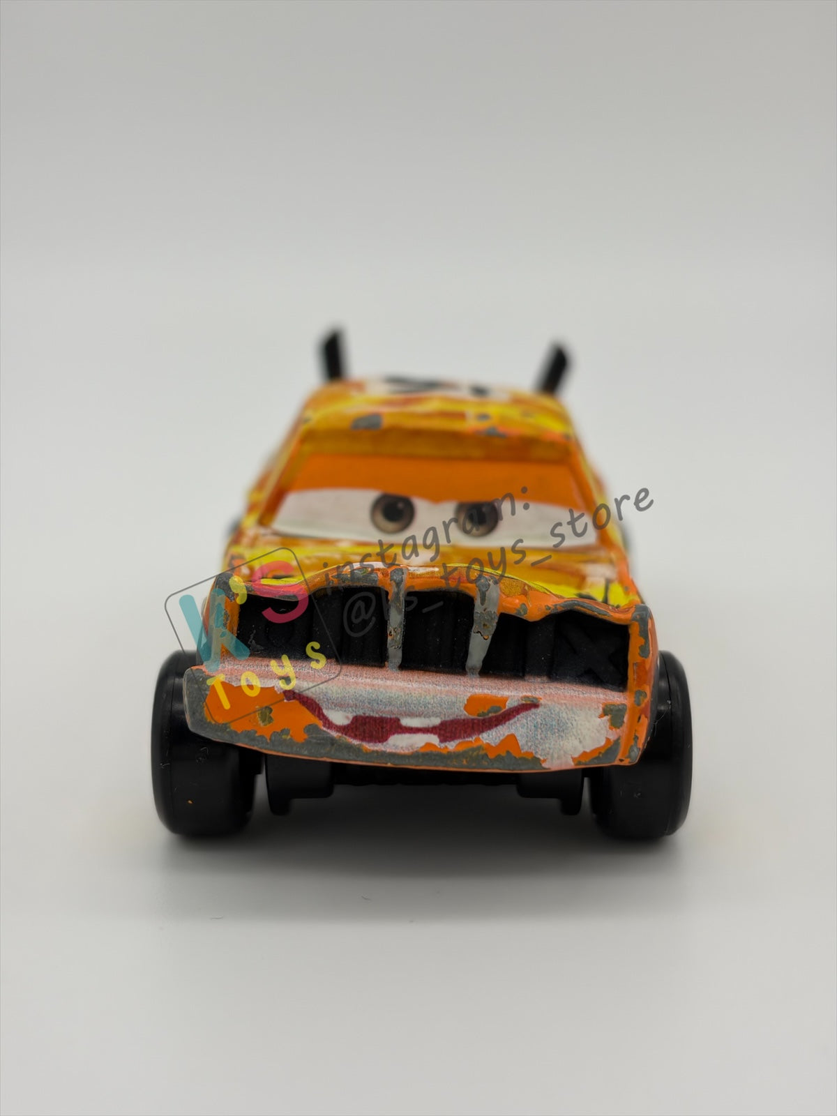 PRE-OWNED / LOOSE DISNEY PIXAR CARS - "PUSHOVER" THUNDER HOLLOW SERIES - PLAYED CONDITION - READ DESCRIPTION!!!!!!