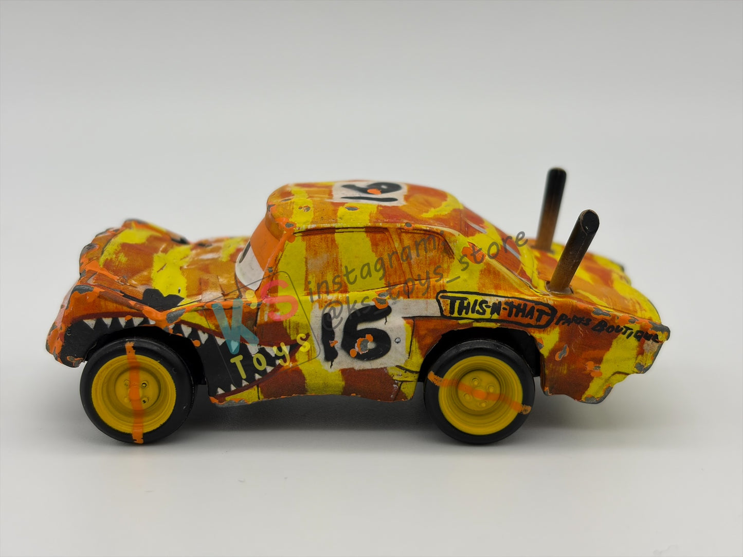 PRE-OWNED / LOOSE DISNEY PIXAR CARS - "PUSHOVER" THUNDER HOLLOW SERIES - PLAYED CONDITION - READ DESCRIPTION!!!!!!