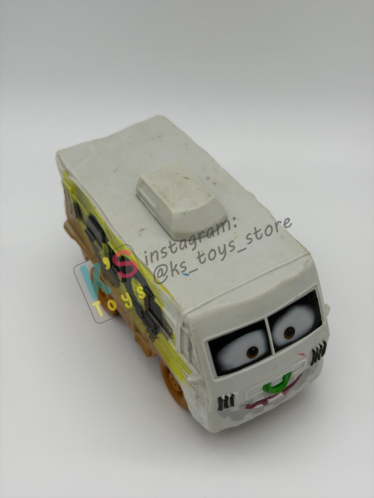 PRE-OWNED / LOOSE DISNEY PIXAR CARS - "ARVY CRASHER 8" THUNDER HOLLOW SERIES - GOOD CONDITION - READ DESCRIPTION!!!!!!