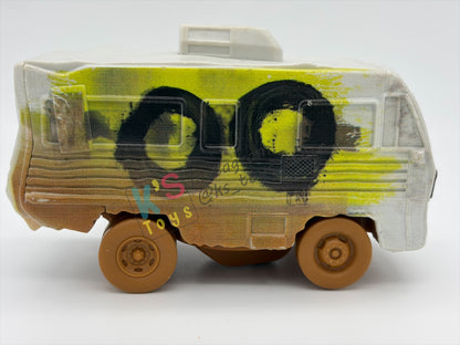 PRE-OWNED / LOOSE DISNEY PIXAR CARS - "ARVY CRASHER 8" THUNDER HOLLOW SERIES - GOOD CONDITION - READ DESCRIPTION!!!!!!