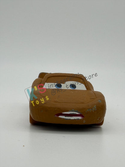 PRE-OWNED / LOOSE DISNEY PIXAR CARS - "LIGHTNING MCQUEEN AS CHESTER WHIPPLEFILTER" CARS 2 SERIES - PLAYED CONDITION - READ DESCRIPTION!!!!!!!!!!