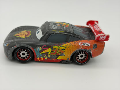 FREE ITEM!!!!! LOOSE DISNEY PIXAR CARS - "CARBON RACERS LIGHTNING MCQUEEN" CARBON RACER SERIES - WELL LOVED/PLAYED CONDITION