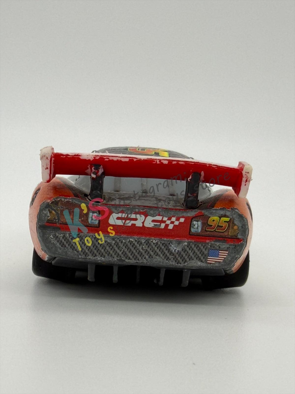 FREE ITEM!!!!! LOOSE DISNEY PIXAR CARS - "CARBON RACERS LIGHTNING MCQUEEN" CARBON RACER SERIES - WELL LOVED/PLAYED CONDITION
