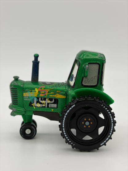 PRE-OWNED / LOOSE DISNEY PIXAR CARS - "SHINY WAX RACING TRACTOR" TRACTOR TRAINING SERIES - PLAYED CONDITION - READ DESCRIPTION!!!!!!!!!!