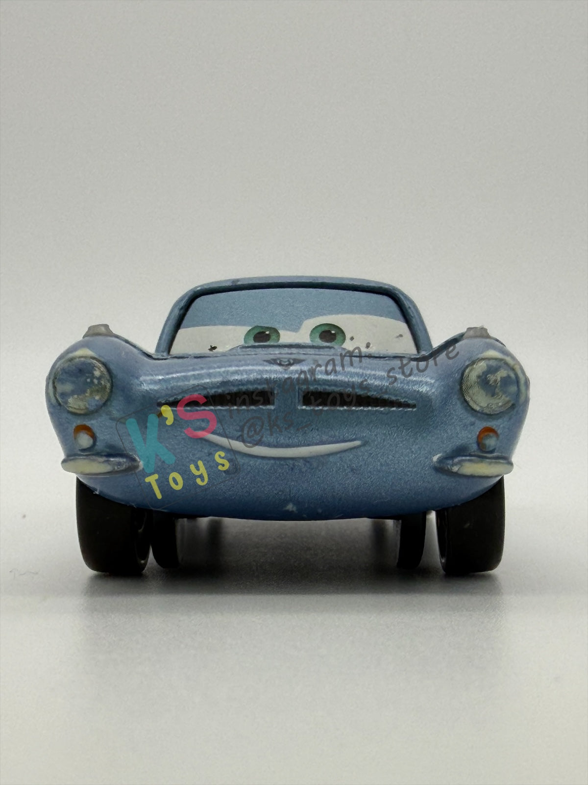 FREE ITEM!!! PRE-OWNED / LOOSE DISNEY PIXAR CARS - "FINN MCMISSILE" CARS 2 SERIES - MISSING / BROKEN BOTH SIDE MIRRORS BUT IN GOOD CONDITION