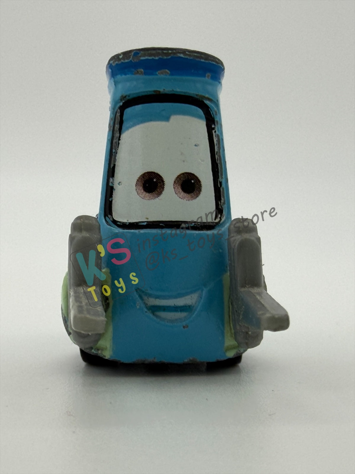 FREE ITEM!!! PRE-OWNED / LOOSE DISNEY PIXAR CARS - "RACE TEAM GUIDO" CARS 2 SERIES - WELL LOVED CONDITION
