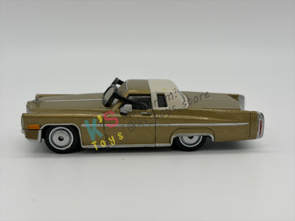 PRE-OWNED / LOOSE DISNEY PIXAR CARS - "MEL DORADO" CARS 2 SERIES - GOOD CONDITION - READ DESCRIPTION!!!!!!!!!!