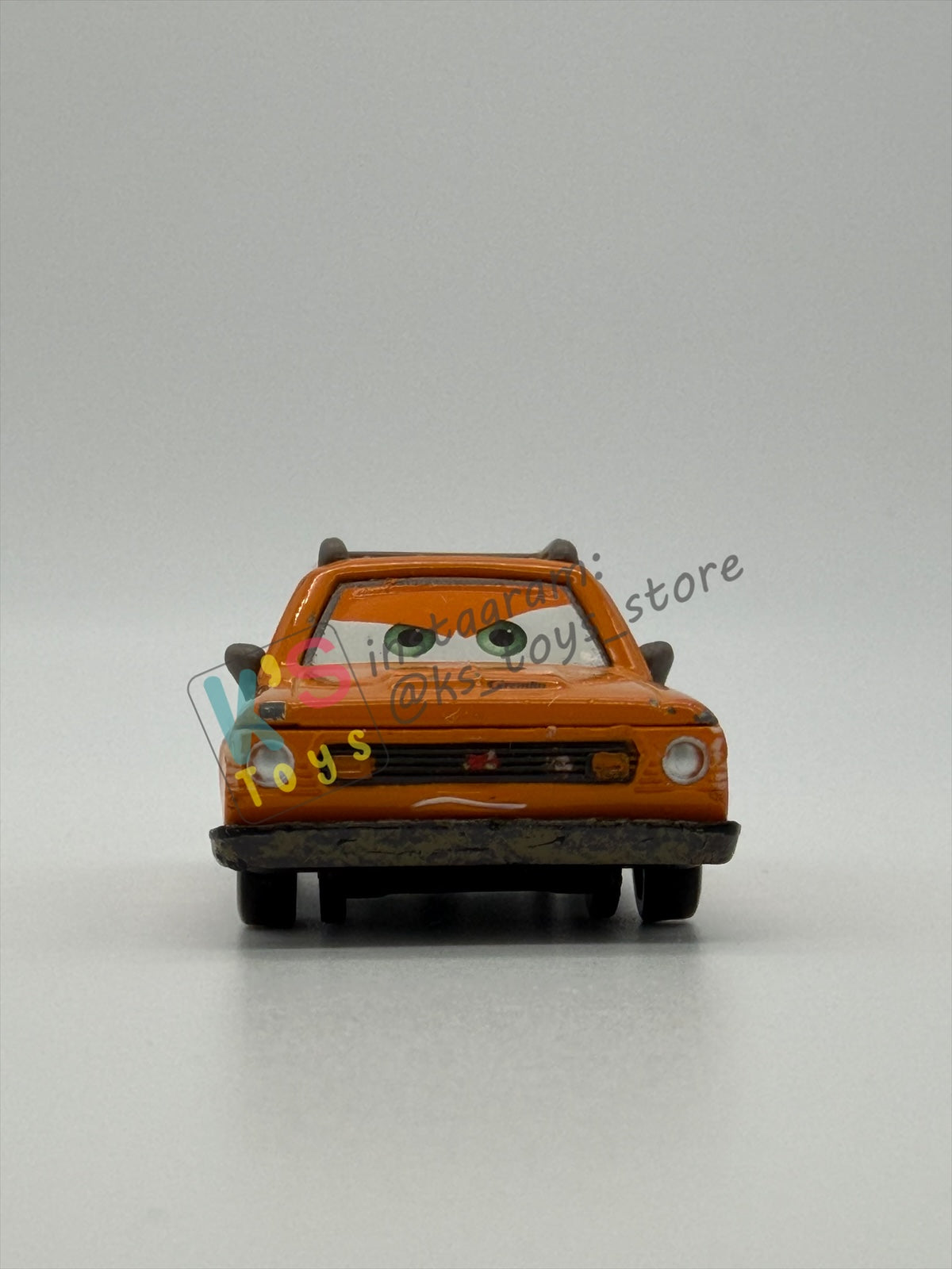 PRE-OWNED / LOOSE DISNEY PIXAR CARS BY MATTEL - "GREM" - CARS 2 SERIES - GOOD CONDITION - READ DESCRIPTION!!!!!!!!!!!