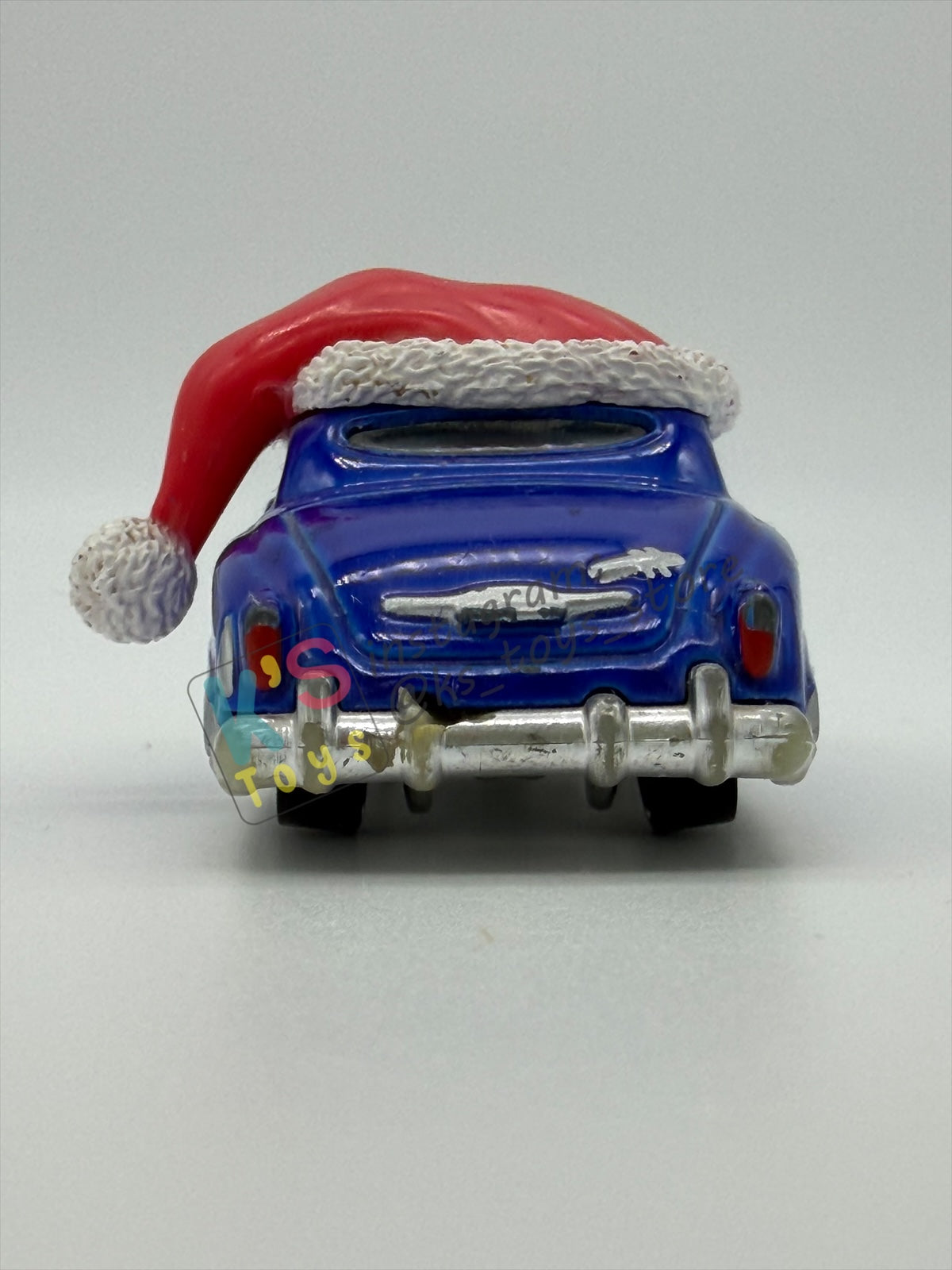 PRE-OWNED / LOOSE DISNEY PIXAR CARS - "DECKED OUT DOC HUDSON" - MATER SAVES CHRISTMAS - PLAYED IN GOOD CONDITION