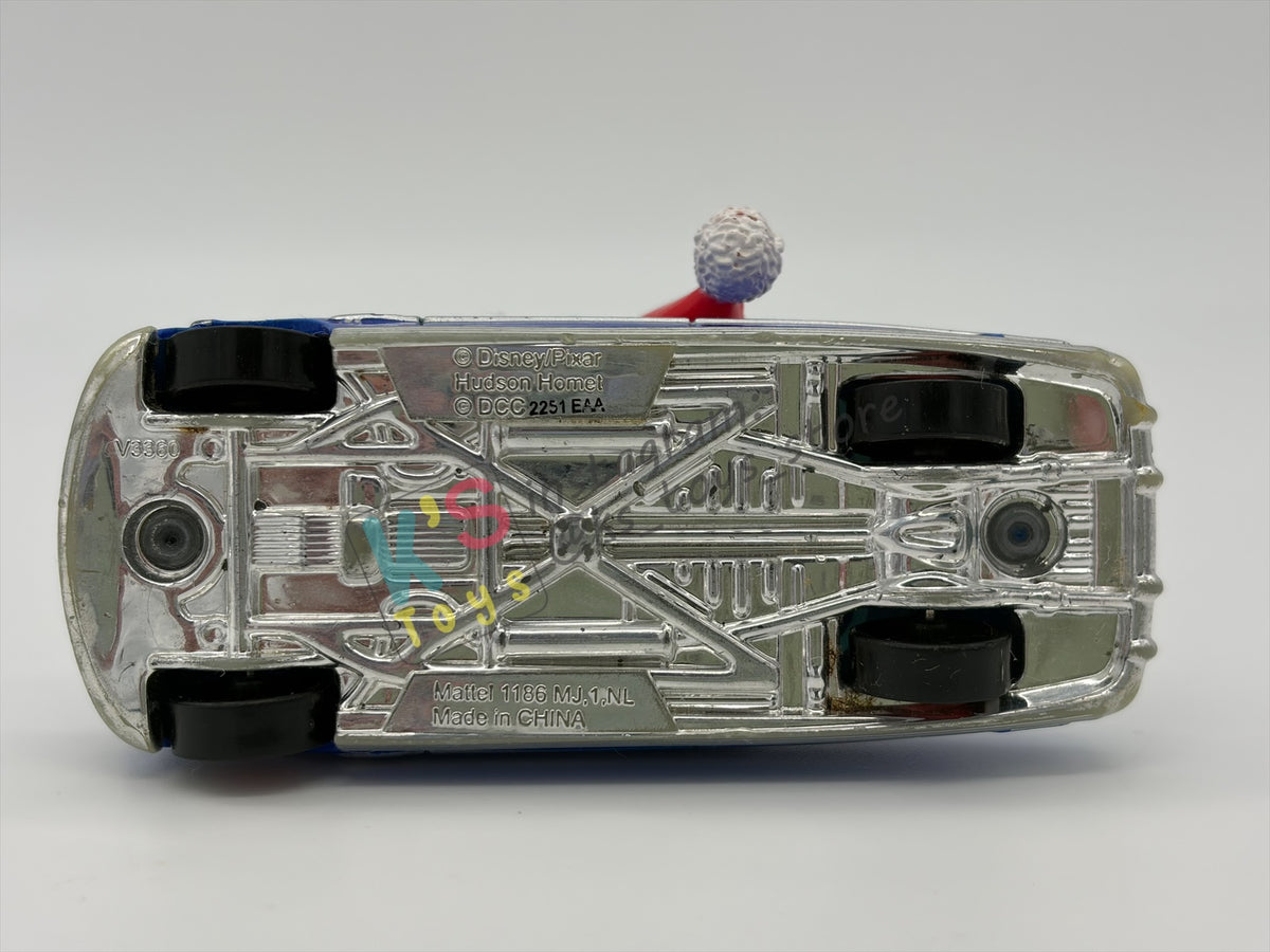 PRE-OWNED / LOOSE DISNEY PIXAR CARS - "DECKED OUT DOC HUDSON" - MATER SAVES CHRISTMAS - PLAYED IN GOOD CONDITION